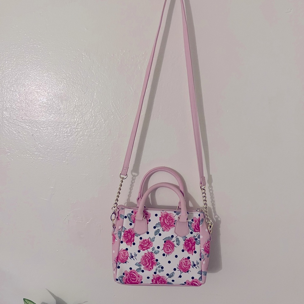 🚫SOLD🚫 Betsey Johnson Pink Floral Polka Dot Amelia Satchel - Picture 3 of 9